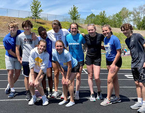 Meet your Posher, Naomi